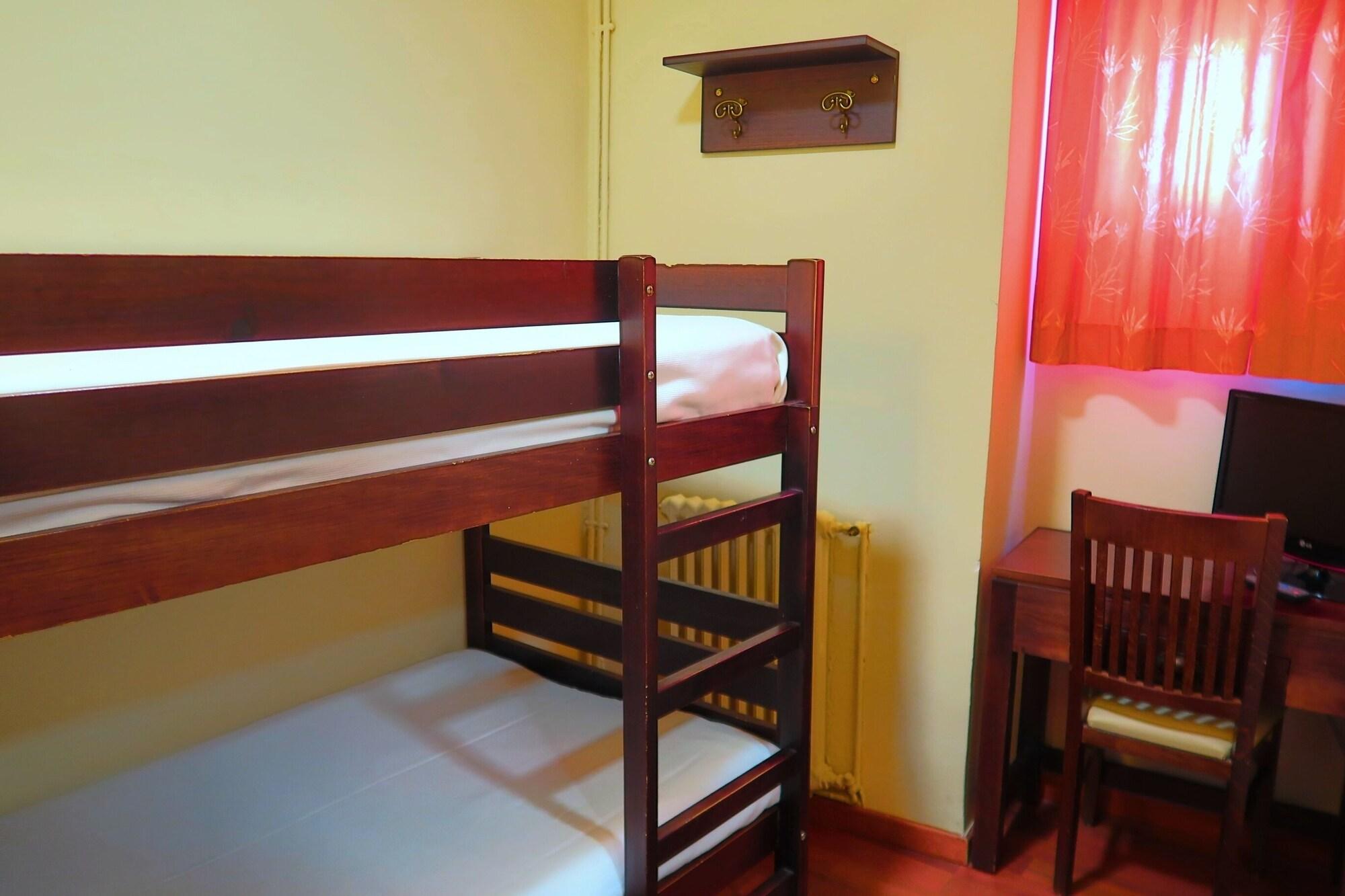 Hotel Urogallo Βιέλα Εξωτερικό φωτογραφία